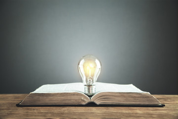 是政治的核心一切政治活动都是围绕着这一核心展开和进行的