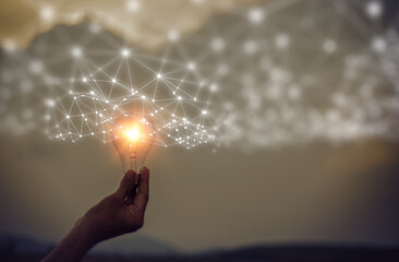 丝绸之路起源于哪一个朝代,它的作用是什么-